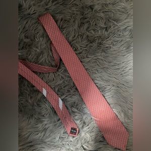 Salvatore ferragamo tie
